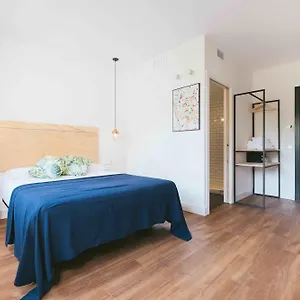 3* Casa de hóspedes Magatzem 128
