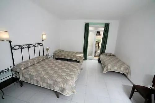 Hotel Peninsular Barcelona 0*,